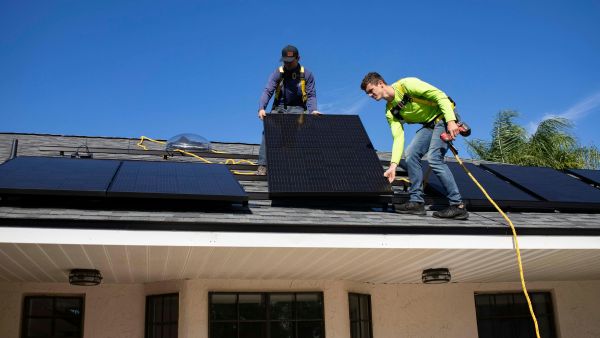 5 raisons d'opter pour l'installation de panneaux solaires rentables